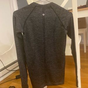Lululemon Swiftly Tech Long Sleeve